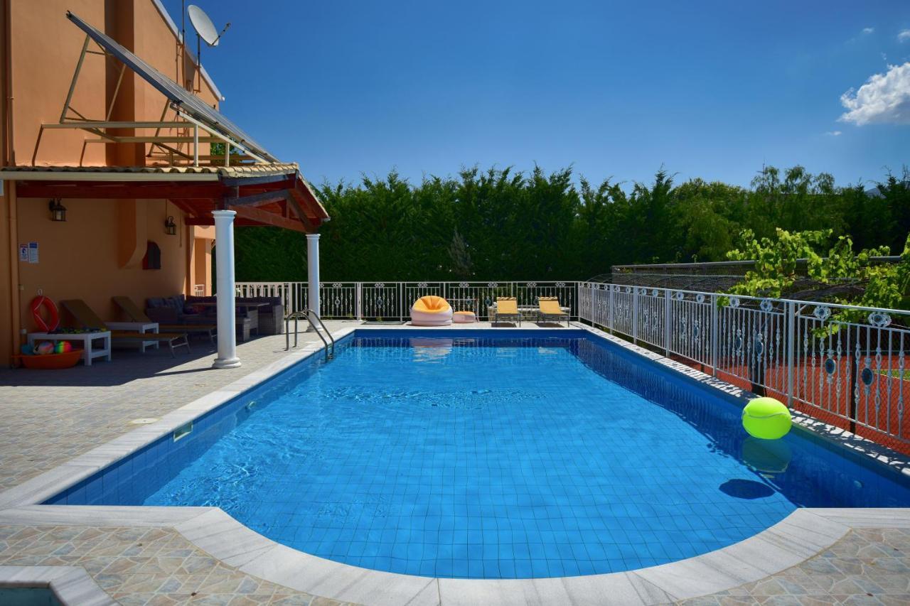 Villa Jolie Corfu Roda Екстер'єр фото